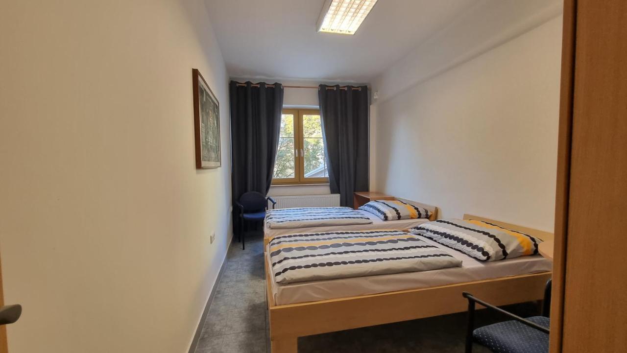 Hotel Rada Острава Экстерьер фото
